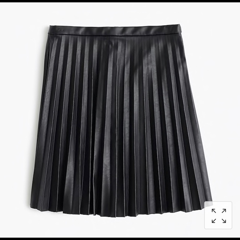 Faux-leather pleated mini skirt